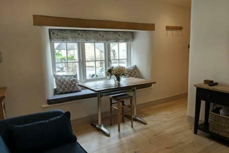 Box  Skittles - Charming One Bedroom Apartment - Parking - Easy Access To Bath מראה חיצוני תמונה